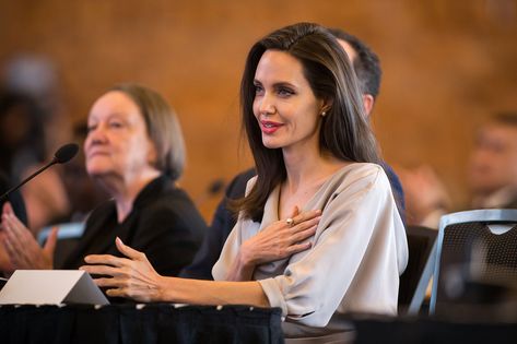 Angelina Jolie Speech, Best Motivational Speech, Shiloh Jolie-pitt, Shiloh Jolie, Jolie Pitt, Lovely Photo, Motivational Speech, Working Women, She Movie