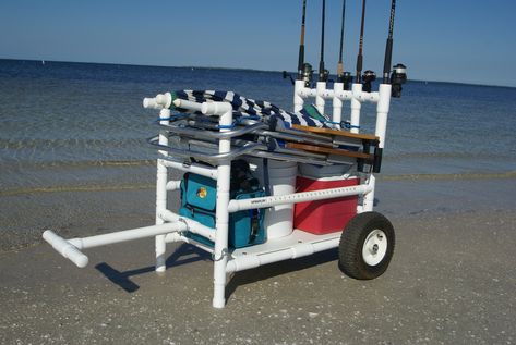 Diy Beach Cart, Beach Fishing Cart, Fishing Tricks, Pvc Art, Saltwater Fishing Gear, Fishing Cart, Fishing Gadgets, Fish Hunter, Fishing Storage