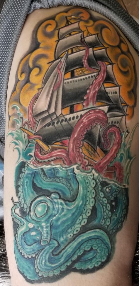 Ship & kraken by Phil Robertson @ Classic Tattoo in North Olmsted OH Pirate Octopus Tattoo, Octopus Thigh Tattoos, Octopus Crochet Pattern Free, Octopus Photography, Ocean Wave Tattoo, Ocean Sleeve Tattoos, Nautical Tattoo Sleeve, Octopus Tattoo Sleeve, Kraken Tattoo