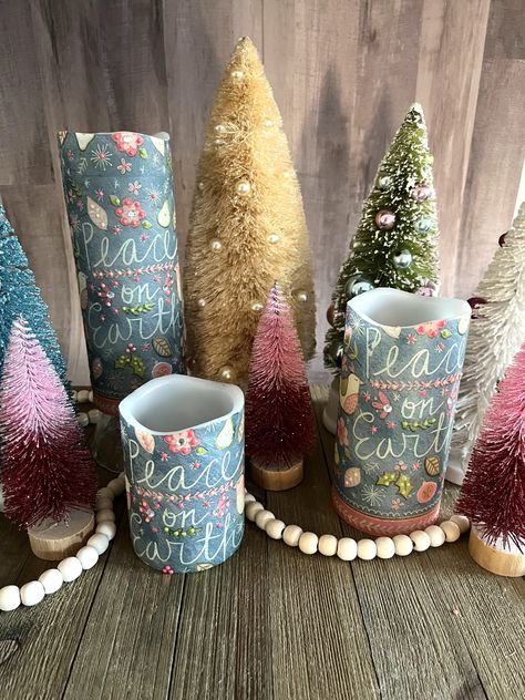 Napkin Decoupage Candles, Decorating Flameless Candles Diy, Napkin Candle Decoupage, Decoupage Candles Paper Napkins, Thanksgiving Candles Diy, Mod Podge Napkins On Wood, Napkin Candles, Modge Podge Napkins Ideas, Mod Podge Candle Holder