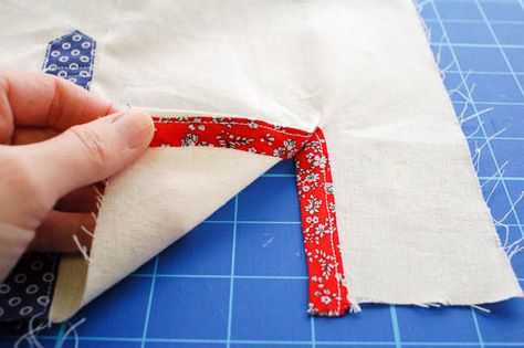 Beginner Sewing Projects Easy, Heirloom Sewing, Creation Couture, Sewing Lessons, Sewing Projects For Beginners, Sewing Skills, Love Sewing, Sewing Tips, Sewing For Beginners