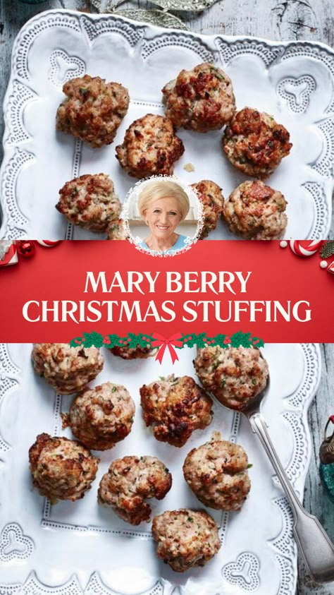 Mary Berry Christmas Stuffing English Christmas Food, English Christmas Dinner, Sausage Meat Stuffing, Mary Berry Christmas, Traditional Stuffing Recipe, Classic Stuffing Recipe, Christmas Stuffing, Traditional Stuffing, Sausage Meat