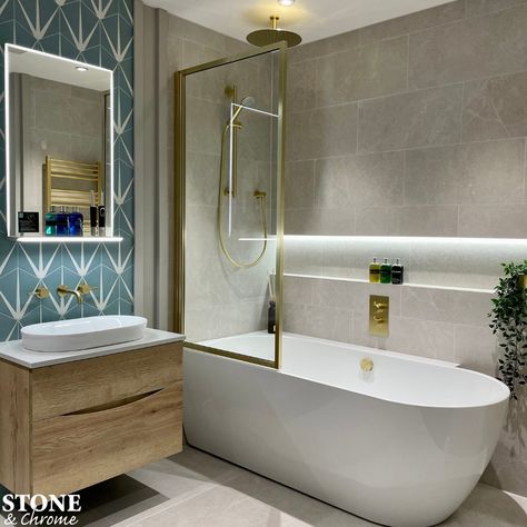 Bathrooms Colors, Small Bathroom With Bath, Bathroom With Shower And Bath, Sunshine Kitchen, Shower Bath Combo, Bathroom Tub Shower Combo, Bathroom Display, Small Bathroom With Shower, Small Bathroom Layout