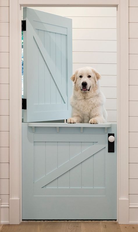 Split door to the rest of the house Dog Room Decor, Puppy Room, Dog Feeding Station, Dog Washing Station, Dog Spaces, Dog Area, Dog Wash, Dutch Door, Dog Rooms