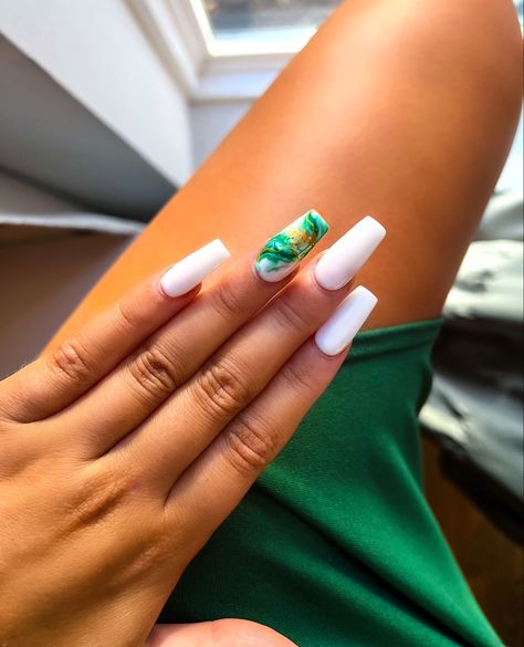 Green Dip Powder Nails, Marble Accent Nails, Green Nail Design, Marble Acrylic Nails, White Nails With Gold, Green Acrylic Nails, Ball Shoes, Water Marble Nails, Winter Ball