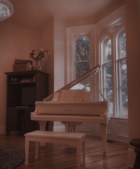 Aesthetic Piano, Piano Aesthetic, Better Than The Movies, Electra Heart, San Francisco Streets, White Piano, Piano Studio, Baby Grand Pianos, Piano Room