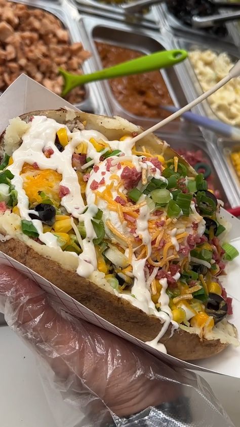 Baked Potato Station, Potato Bar Wedding, Potato Food Truck, Potato Bar Party, Spud Bar, Potato Bars, Jack Potato, Potato Food, Stuffed Potatoes