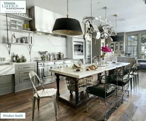 Oh My! I’m Black and Blue! Black and Blue Decor Celebrity Kitchens, Timeless Kitchen Design, Veranda Magazine, Interior Design Blogs, Timeless Kitchen, Windsor Smith, Classic Kitchen, Celebrity Homes, Gorgeous Kitchens