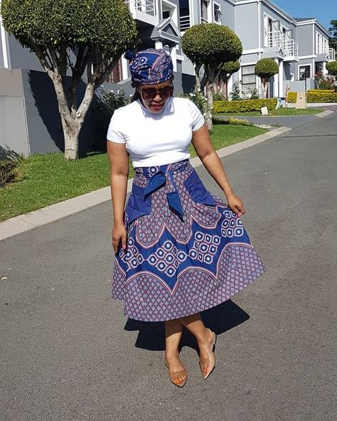 Map's Fashion Designs✂️ on Instagram: "Hi everyone, this lovely material unfortunately has been discontinued!! 🙆‍♂️ 😭😭 #sad #discontinued #thanks #skirts #makoti #makotiskirts #Mapuledesign #💙" Elegent Dress, Shweshwe Designs, Xhosa Attire, Traditional Skirts, African Traditional Wear, Shweshwe Dresses, Traditional African Clothing, Traditional Wedding Attire, Long African Dresses