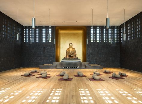 Gallery of Vajrasana Buddhist Retreat / Walters & Cohen Architects - 8 Buddhist Meditation Techniques, Buddhist Retreat, Buddhist Architecture, Retreat Centre, Yoga Studio Design, Buddhist Shrine, Japanese Interiors, Spiritual Retreat, Meditation Retreat