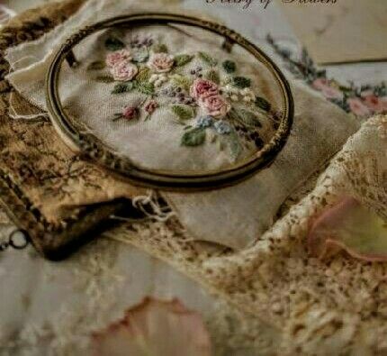 Queen Anne Aesthetic, Elizabethan England Aesthetic, A Fragile Enchantment Aesthetic, Elizabeth Of York Aesthetic, Medieval Lady Aesthetic, Mary Tudor Aesthetic, Jane Seymour Aesthetic, Catherine The Great Aesthetic, 1400s Aesthetic