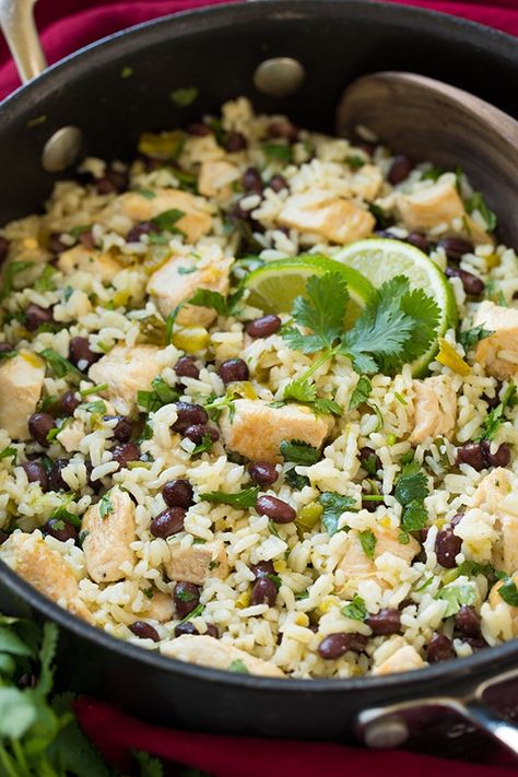 Cooking With Cilantro, Lime Chicken And Rice, Rice With Black Beans, Chicken Lime, Chicken Beans, Completely Delicious, Wallpaper Food, Minute Rice, Rice Beans