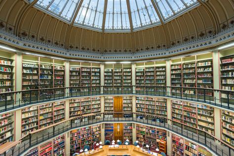 Kings College, College Books, King's College London, Modern Entrance, Beautiful Library, Library Architecture, King's College, Little Library, The British Library