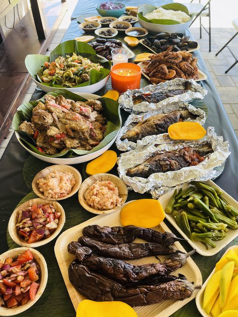 Filipino Food Buffet, Filipino Buffet, Filipino Food Party Table, Filipino Party, Filipino Food Party, Catering Food, Grazing Tables, Food Table, Recipe Organization