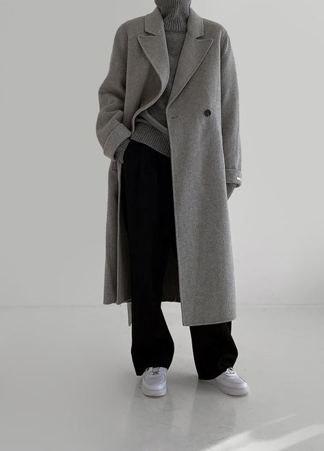 Grey Coat Outfits For Women, Gray Coat Outfit Winter Style, Gray Coat Outfit, Grey Coat Outfit, Long Coat Outfit, Long Grey Coat, Gray Coat, Office Casual Outfit, Winter Fashion Outfits Casual