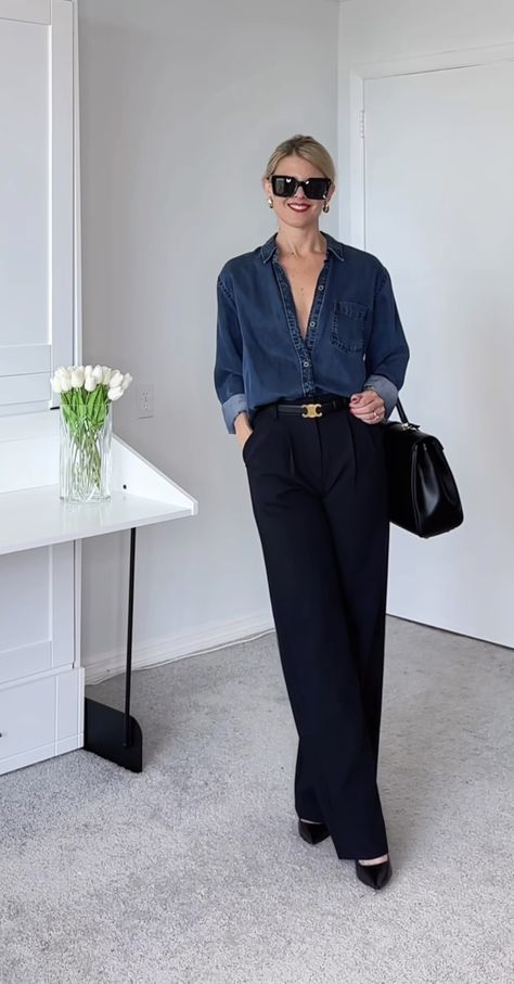 Networking Outfit Women Summer, Sporty Classic Style Minimal Chic, Tech Conference Outfits Women, Dark Denim Shirt Outfit Women, Navy Work Pants Outfit, Navy Blue Work Pants Outfit, Denim Office Outfit, Office Outfits 2024, Modern Classic Outfits