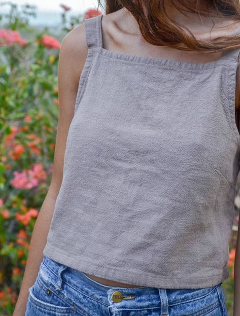 Linen Tank Top/ Adjustable Straps/ Top Sewing Pattern Size Eu - Etsy Easy Linen Tank Top Pattern, One Yard Top Sewing Pattern, Crop Tank Sewing Pattern, Linen Tank Pattern, Tank Pattern Sewing, Linen Tank Top Sewing Pattern, Handmade Linen Clothes, Easy Linen Top Pattern, Easy Sew Tank Top