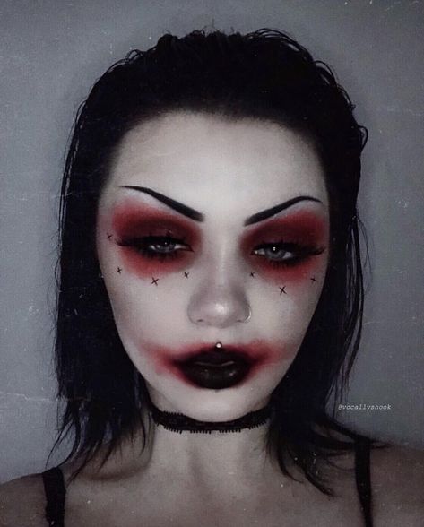 Vampire Makeup Looks, 3d Makeup, Cherry Liqueur, Halloween Eye Makeup, Face Art Makeup, Work Makeup, Pretty Halloween, Best Makeup Tips, Zombie Makeup