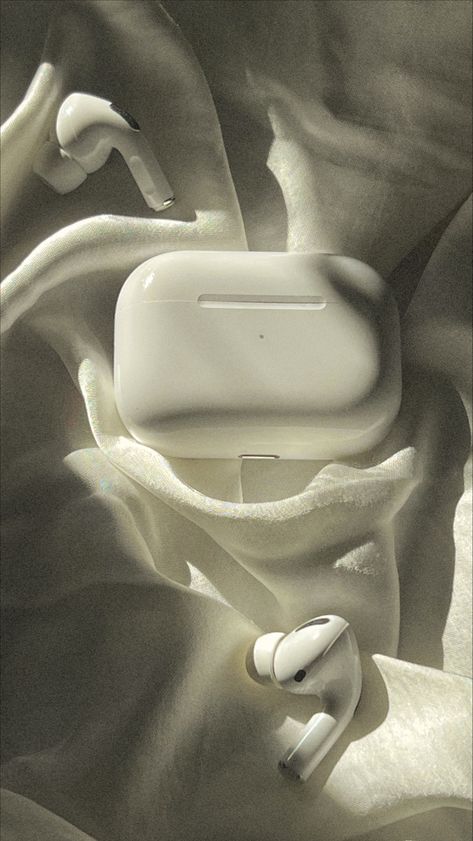 Airpods 2nd Generation Aesthetic, Apple Airpods Pro 2nd Generation, Electronics Product Photography, Wireless Earbuds Aesthetic, Airpods Photography, Airpods Pro Aesthetic, Earbuds Aesthetic, Boy Essentials, Airpods Aesthetic