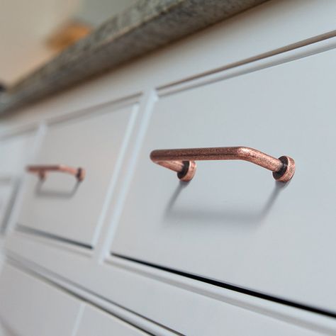 GOO-KI 5" Center to Center Distressed Bar Pull Multipack & Reviews | Wayfair Copper Hardware Kitchen, Copper Cabinet Pulls, Wardrobe Shelves, Shelves Cupboard, Antique Drawer Pulls, Cabinet Door Hardware, Swedish Decor, Antique Drawers, Copper Hardware