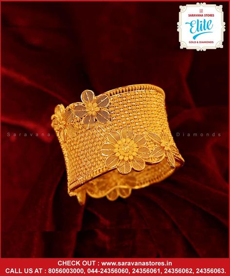 Our majestic kada is chosen one to add to your ethnic beauty, only to compliment your smiles this festivities.   Check out : www.saravanastores.in  Call us at : 8056003000, 044-24356060, 044-24356061, 044-24356062, 044-24356063   #kadadesign #kadamodels #kadacollection #kadaset #Saravanaelite #goldpnecklace #evergreen #evergreennecklace #goldjewelry #gold #jewelry #indianjewelry #fashion #Chennai #TNagar #Tambaram #Tirunelveli #SaravanaStoresEliteGold Marriage Jewellery, Mughal Jewelry, Dubai Gold Jewelry, Simple Bridal Jewelry, Unique Gold Jewelry Designs, Delicate Gold Jewelry, Gold Jewelry Outfits, Bridal Jewellery Design, Modern Gold Jewelry