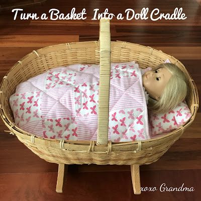 Diy Babydoll, Doll Bed Diy, Doll Furniture Tutorial, Baby Doll Crib, Doll Bassinet, Baby Doll Strollers, Bitty Baby Clothes, Baby Doll Bed, Doll Cradle