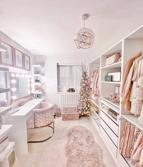 Hiasan Bilik Tidur, Dream Closet Design, Beauty Room Decor, Wardrobe Room, Closet Decor, Glam Room, Girl Bedroom Designs, Cozy Room Decor, Girl Bedroom Decor