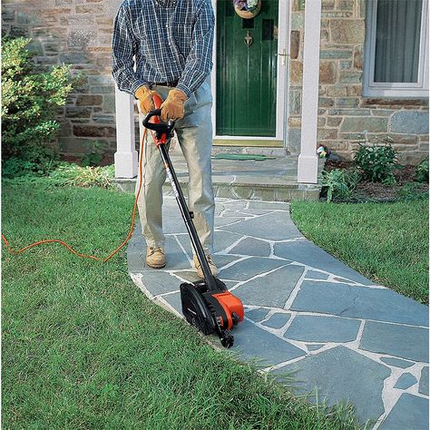 Best Lawn Edger - Buyer's Guide - Bob Vila Best Lawn Edger, Concrete Leaves, Dry Creek Bed, Lawn Edger, Build A Greenhouse, Flower Tower, Tall Planters, Garden Equipment, Big Garden