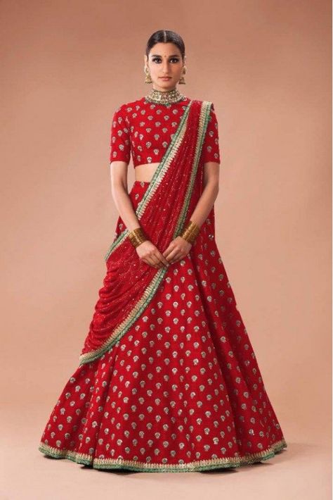 Sabyasachi Lehenga Cost, Sabyasachi Wedding Lehenga, Maroon Lehenga, Red Lehenga Choli, Half Saree Lehenga, Sabyasachi Lehenga, Lehnga Dress, Bridal Lehenga Red, Half Saree Designs