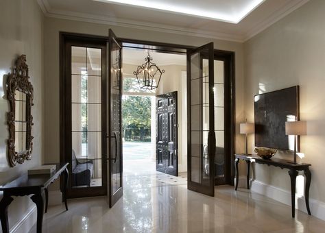 Louise Bradley Louise Bradley, Modern Entryway, Foyer Design, Hall Design, Entry Way, Entrance Hall, House Entrance, Interior Design Styles, Luxury Interior Design