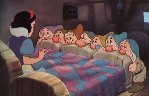 SNOW WHITE AND THE 7 DWARVES Snow White Scene, Snow White Movie Scenes, Disney Interior, Denis Zilber, White Cottages, Snow White Cottage, Tall Actors, Snow White Seven Dwarfs, Kids Movies