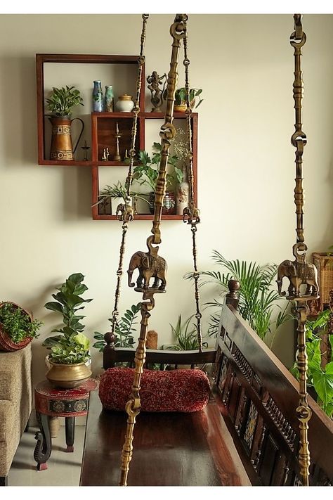 indoor green plants, house plants, green plants, healthy indoor plants, traditional jhoola, antique swing, vintage modern indian, antique modern indian home, indian living room Indian House Interior, Village Interior, Indian Living Room Decor, Indian Interior Design, Indian Room, Indian Living Room, Indian Room Decor, Indian Living Rooms, India Home Decor