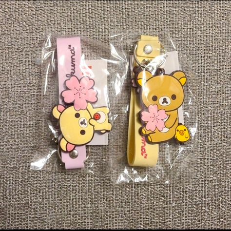 Brandnew! Get 2 Rilakkuma Keychain - New Rilakkuma Sakura Pink And Yellow Keychains 2 Piece Set - From Round1 As Part Of Exclusive Gift With Large Purchase. - San-X Exclusive Please Ask Any Questions Before Purchase. Thank You! Rilakkuma Car Accessories, Rilakkuma Stationary, Rilakkuma Accessories, Glowup Ideas, Rilakkuma Stuff, Car Keys Aesthetic, Rilakkuma Keychain, Rilakkuma And Korilakkuma, Dress Up Diary