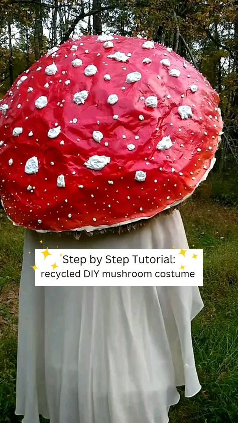 Julie Floro on Instagram: "You asked for the full tutorial, so here it is! The full materials list for my mushroom head was: saran wrap, newspaper, flour + water, an umbrella for the mould, paint, light weight spackling, hot glue, cardboard, and one very large old book. Most of these things I already had on hand laying around the house so I was able to make it for just about nothing!$$✨ If you make your own recycled paper mushroom head, tag me! I’d love to see your creations!🍄 #... Mushroom Crafts Diy, Recycled Costumes For Kids, Karneval Diy, Halloween Alice In Wonderland, Recycled Costumes, Mushroom Costume, Mushroom Crafts, Flower Costume, Mushroom Head