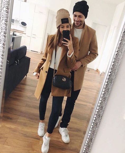 Cute couples outfit with coffee brown coat Handed Ercel, Couple Matching Outfits, Couples Outfit, Photoshop Pics, Cute Couple Outfits, Neue Outfits, Foto Poses, Matching Couple Outfits, Hande Ercel