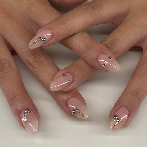 These are probably the shortest nails I’ve ever done on myself🤣 Left hand is a gel mani and right hand is gel x lmaooo Ib: my lovely client @ariaparmar💕 #nails #gelx #gelxnails #manicure #shortnails #chromenails #metalnails #nailsnailsnails #naildesign #nailaddict #nailart #nailinspo #nailporn #nailjunkie #nudenails #vancouvernails #vancouver #trend Gel Mani, Chrome Nails, Nude Nails, Short Nails, Nail Inspo, Manicure, Nail Designs, Nail Art, Nails