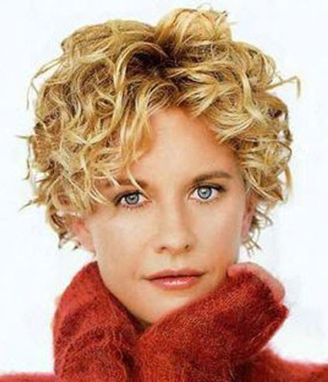 5 Amazing Layered Hairstyles For Curly Hair Short Curly Hairstyles For Women, Curly Pixie Hairstyles, Short Curly Haircuts, Hair Styles 2014, Haircuts For Curly Hair, Curly Hair Women, Haircuts For Fine Hair, Hairstyles For Round Faces, Short Curly Hair