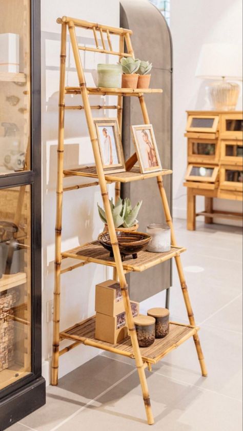 Bamboo Rack Clothes, Bamboo Wood Decor, Diy Bamboo Shelf, Bamboo Home Decor Ideas, Bamboo Room Decor, Bamboo Cafe Design Ideas, Bamboo Diy Ideas, Bamboo Diy Projects, Bamboo Decor Ideas