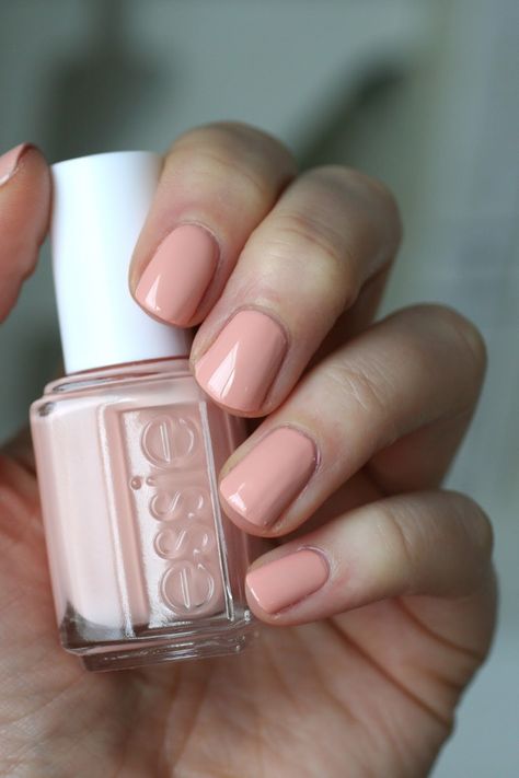 Essie Spring 2016 - Lounge Lover Collection | Essie Envy Pretty Nails For Summer, Peachy Blush, Pink Nail Colors, Pretty Nail Colors, Nude Nail, Gel Powder, Grunge Nails, Pretty Nail Designs, Nails Manicure