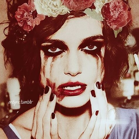 Sick Makeup Aesthetic, Smeared Makeup Photography, Smeared Makeup Look, Smeared Makeup, Keira Knightly, Ellen Von Unwerth, K R, Keira Knightley, Costume Makeup