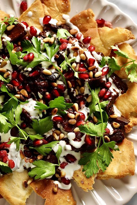 Fatteh Recipe, Dinner Party Starters, Perfect Dinner Party, Pitta Bread, Pomegranate Molasses, Perfect Dinner, Toasted Pine Nuts, Vegetable Puree, Middle Eastern Recipes