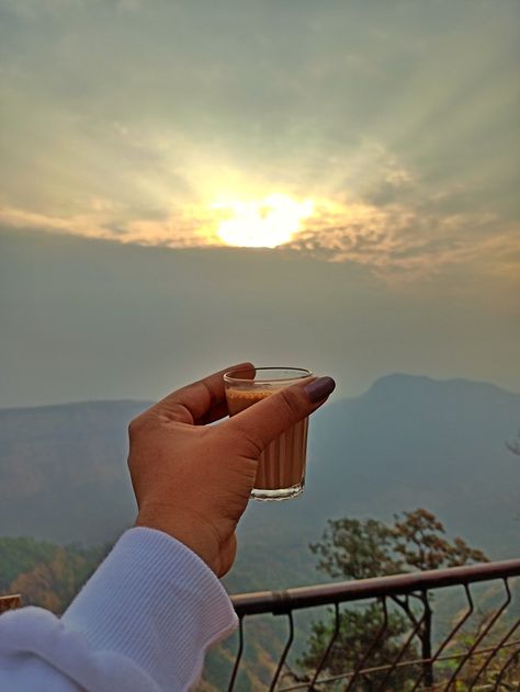 #matheran #placestovisit #chailover #chai #mountains #views #mornings #sunrise Matheran Snap, Morning View Snap, Girly Quote, Funny Girly, Funny Girly Quote, Travel Pictures Poses, Chill Photos, Pictures Poses, Morning View