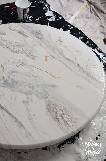 How To Paint Faux Marble, Marble Pour Painting, Epoxy Marble Table, Diy Marble Table, Paint Videos, Pouring Acrylic Paint, Countertop Paint, Faux Marble Paint, Marble Tables Design