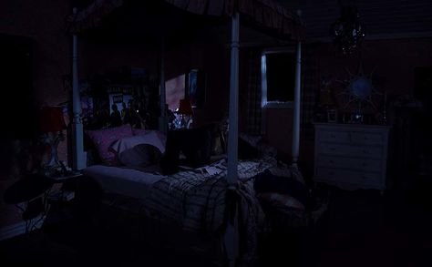 moonlit bedroom Moonlit Bedroom, Creepy Bedroom, Creepy Wallpaper, Fleetwood Mac Dreams, Angels And Airwaves, Dark Bedroom, Lighting Art, Bedroom Light, Jennifer's Body