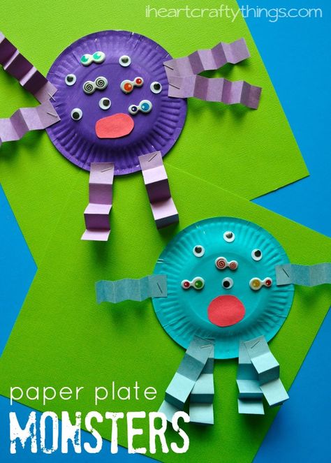 Simple and easy Paper Plate Monster Craft for Kids that they will love. Fun kids craft for all year round. Paper Plate Art, Monster Craft, Paper Plate Crafts For Kids, Monster Crafts, October Crafts, Paper Plate Crafts, Daycare Crafts, Plate Crafts, Theme Halloween