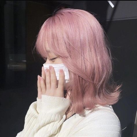 Pink Short Hair, Japanese Hairstyles, Heartbreak High, Light Pink Hair, Strawberry Hair, Pastel Pink Hair, Dyed Hair Inspiration, Pretty Hair Color, Japanese Hairstyle