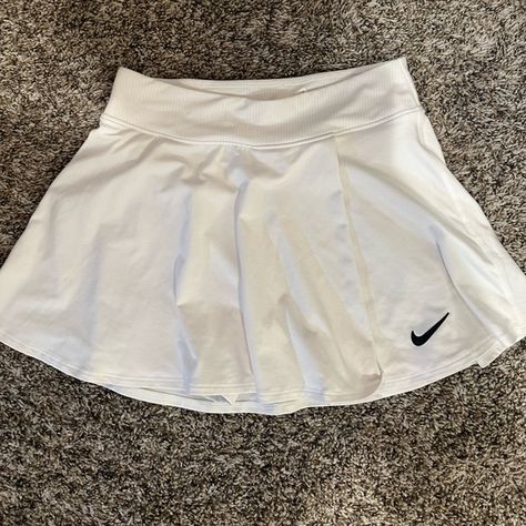 Nike Skirt- size xs Vintage Nike Skirt, Gym Skirt Outfit, Nike Skirt Outfit, White Nike Tennis Skirt, Formal Ootd, Gym Skirt, Nike Dress, Nike Skort, Nike Skirt