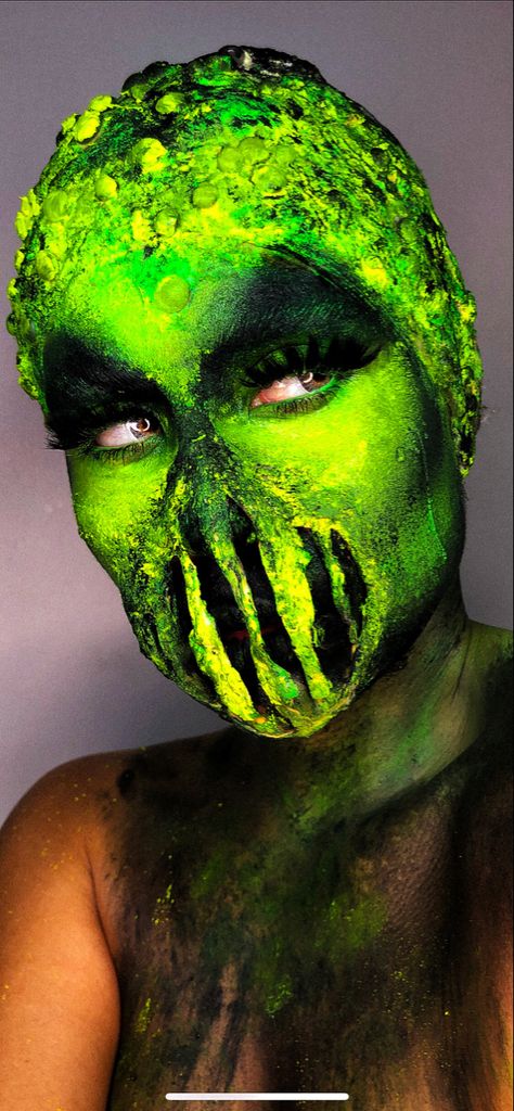 Radioactive Makeup, Horror Makeup, Green Monster, Sfx Makeup, Haunted House, Halloween Face, Face Makeup, Halloween Face Makeup, Makeup Looks