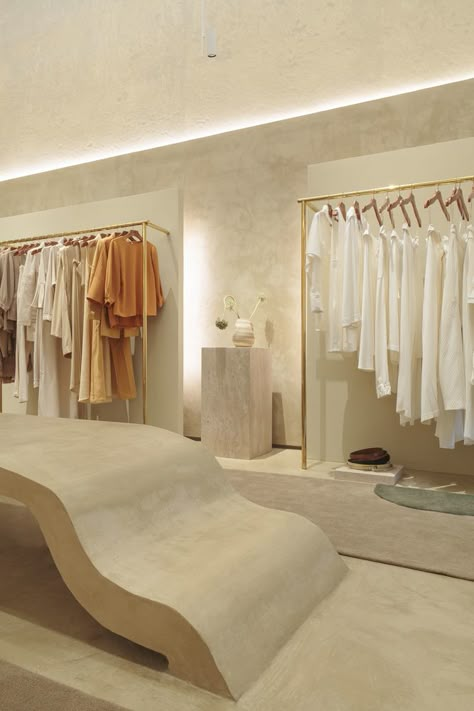 Clothes Shop Design, Fashion Boutique Interior, Fashion Store Design, Retail Store Interior Design, Clothing Store Interior, Store Interior Design, Clothing Store Design, Store Design Boutique, Retail Interior Design