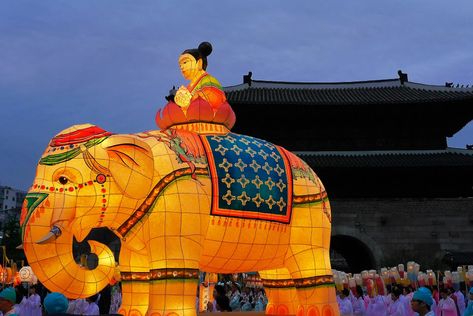 Lotus Lantern Festival (Yeon Deung Hoe) 2022 in Seoul - Dates Lotus Lantern Festival, Lotus Lantern, Buddha Birthday, Wish Lanterns, South Korea Seoul, Lantern Festival, Birthday Weekend, Buy Tickets, City Streets